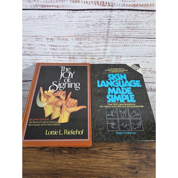 Lot of 2 Sign Language books- The Joy of Signing & Sign Language Made Simple ASL - Picture 1 of 3